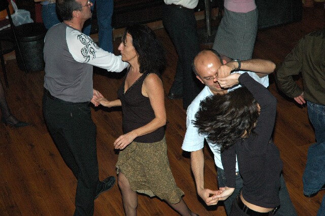 min 2005 12 18 sharkys 164